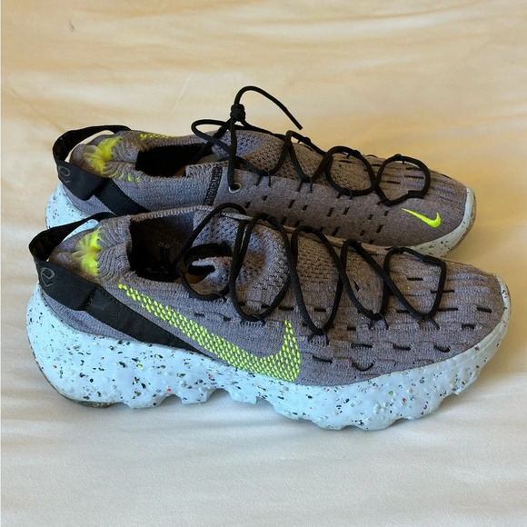 Nike Space Hippie 04 Grey/Volt-Black Men's Size 10.5 CZ6398-001 - Picture 6 of 10